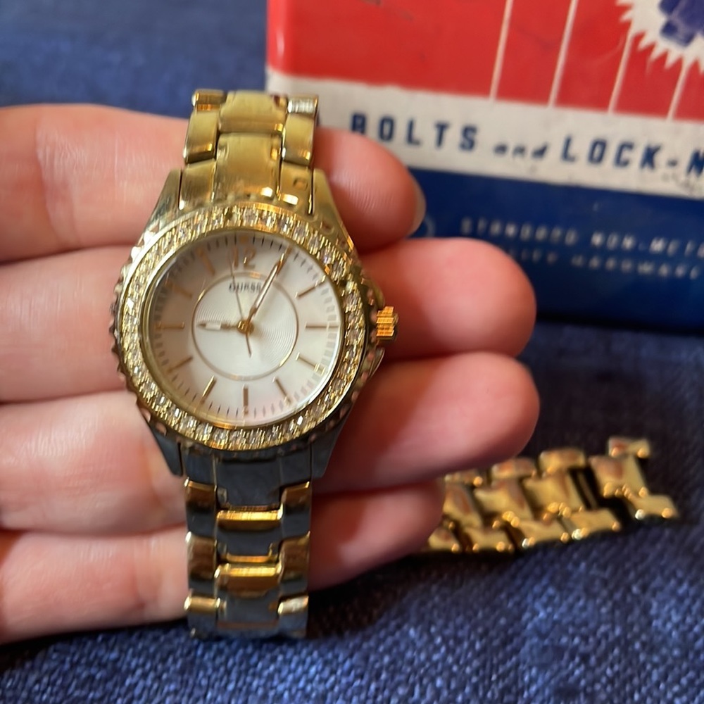Fossil Watch - Picture 3 of 3